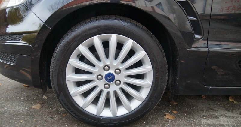 Ford S-Max cena 31777 przebieg: 173700, rok produkcji 2010 z Gniezno małe 497